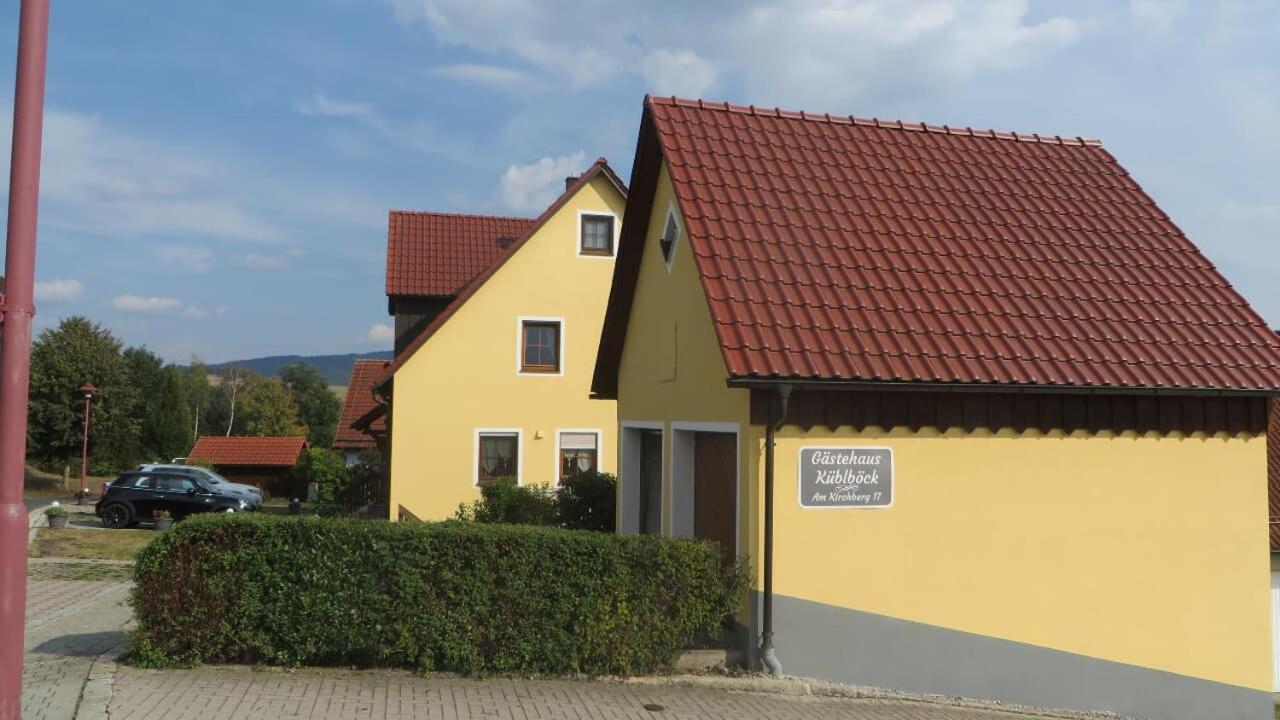 Pension-Gaestehaus Kueblboeck Neualbenreuth Exterior photo